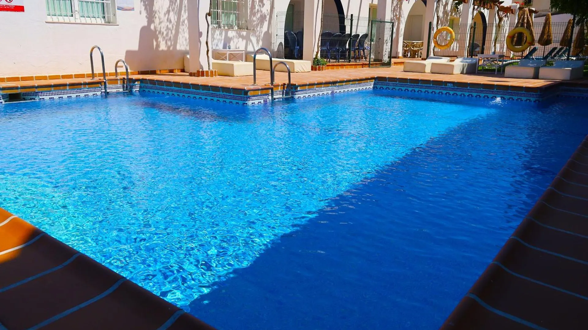 **  Hotel Apartamentos Marazul Mojácar España